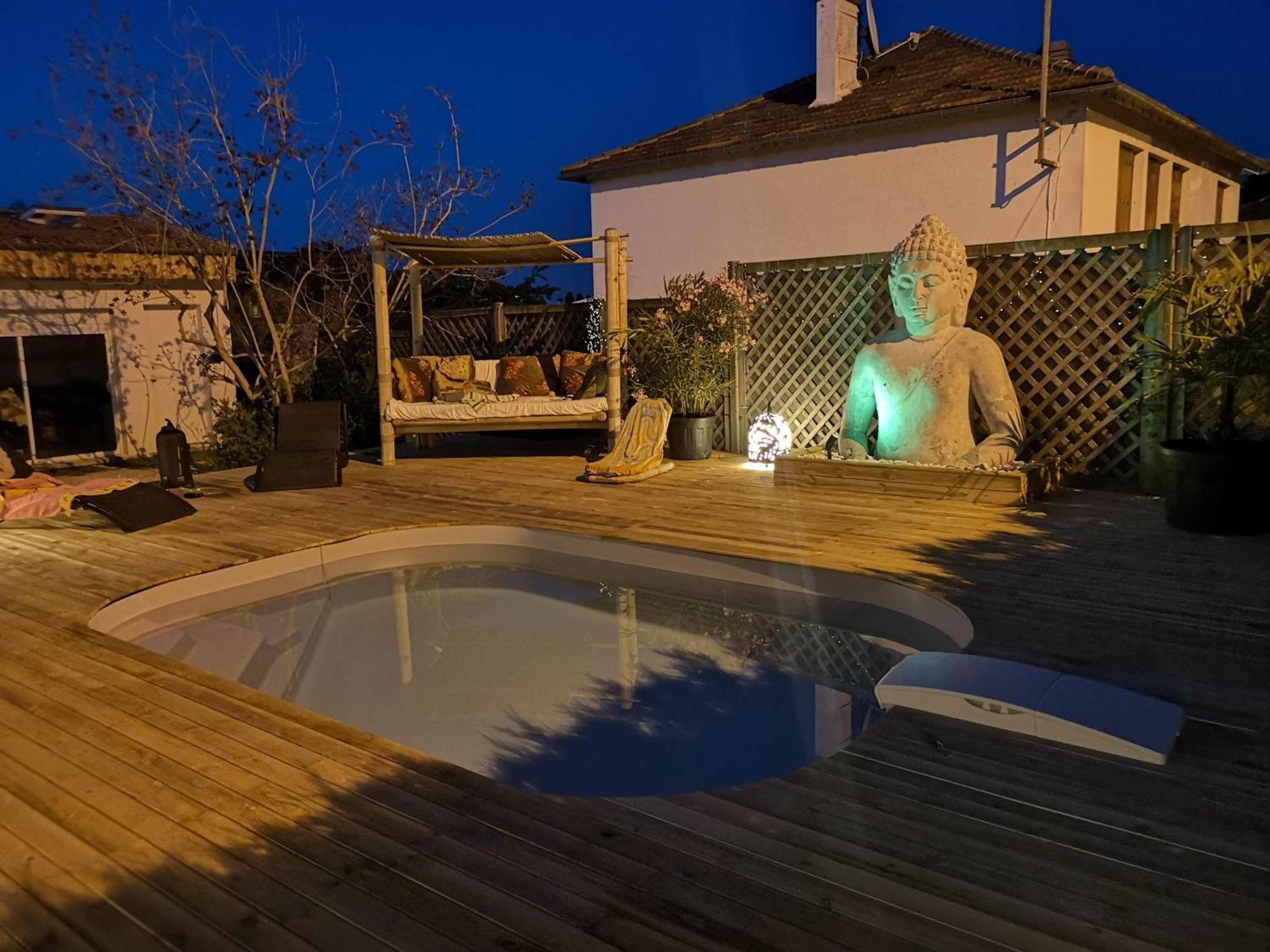 La Serenite Balinaise, Chambre Et Sdb Privee, Jardin , Piscine Et Jacuzzi En Saison, Pres De Chantilly, Parc Asterix Et Cdg Et Paris En 20' Orry-La-Ville Luaran gambar