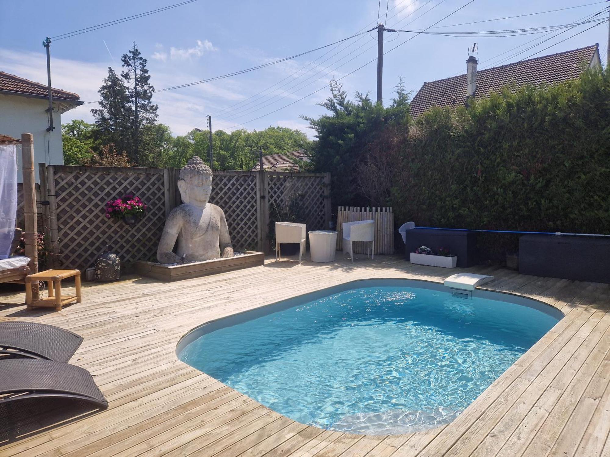 La Serenite Balinaise, Chambre Et Sdb Privee, Jardin , Piscine Et Jacuzzi En Saison, Pres De Chantilly, Parc Asterix Et Cdg Et Paris En 20' Orry-La-Ville Luaran gambar